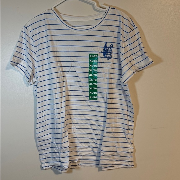 ELLE top - Picture 1 of 13